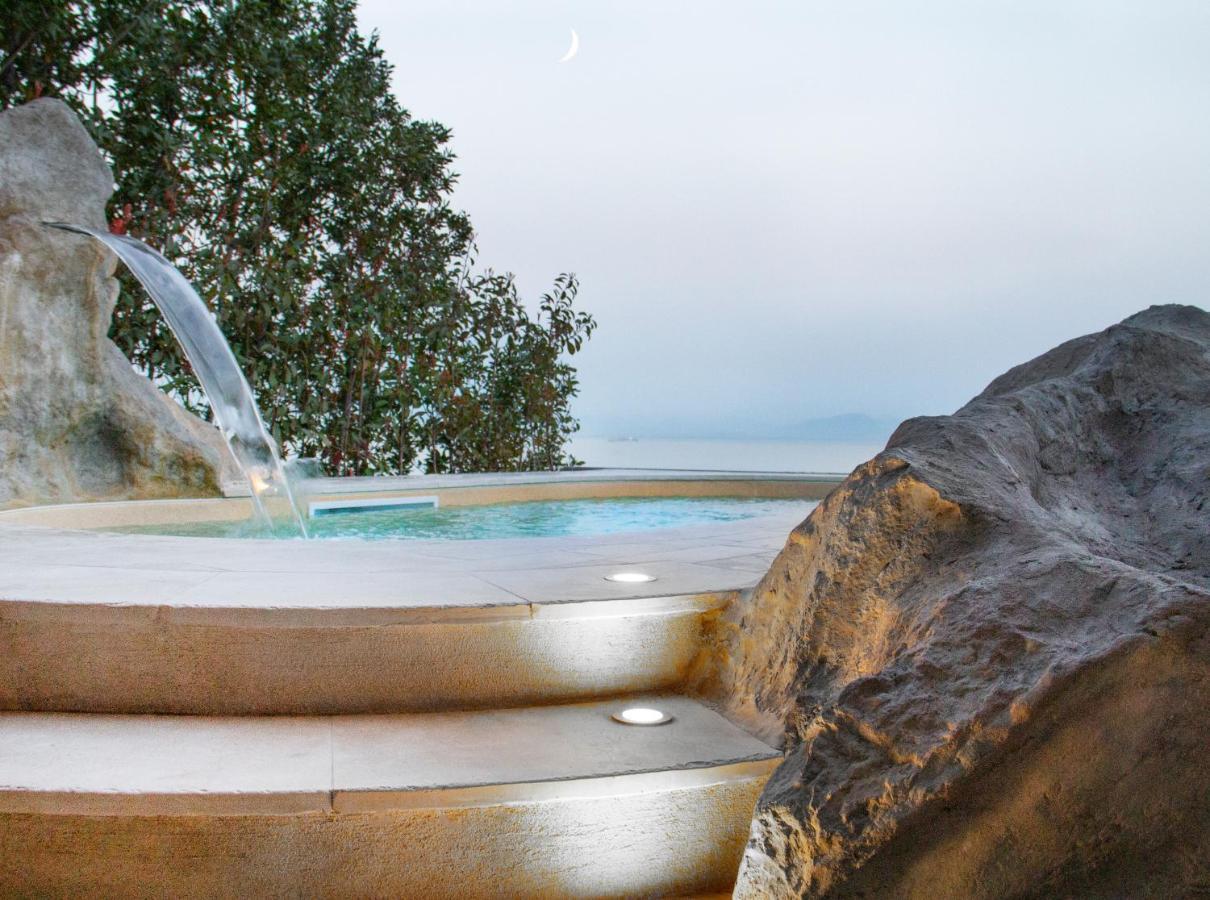 Una Villa - Amalfi Boutique Rooms B&B エクステリア 写真