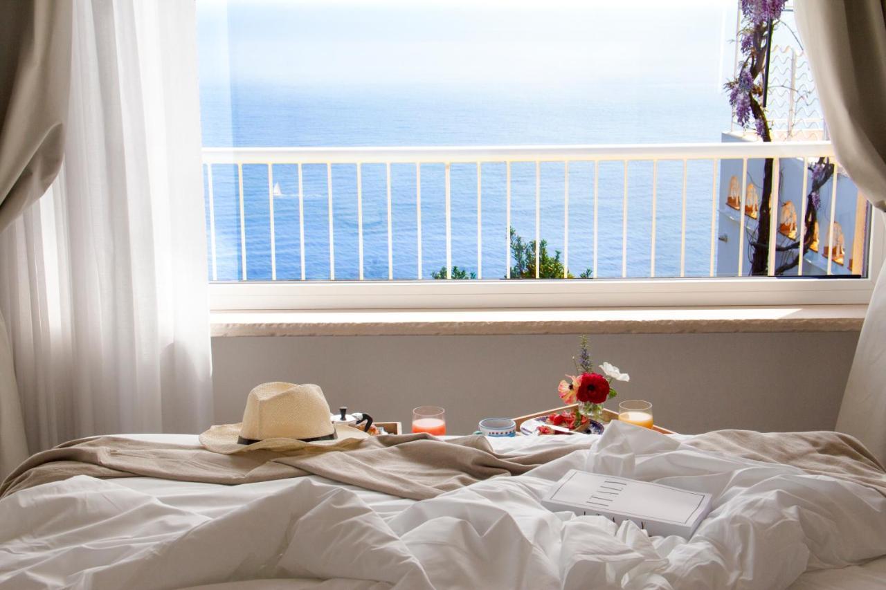 Una Villa - Amalfi Boutique Rooms B&B エクステリア 写真