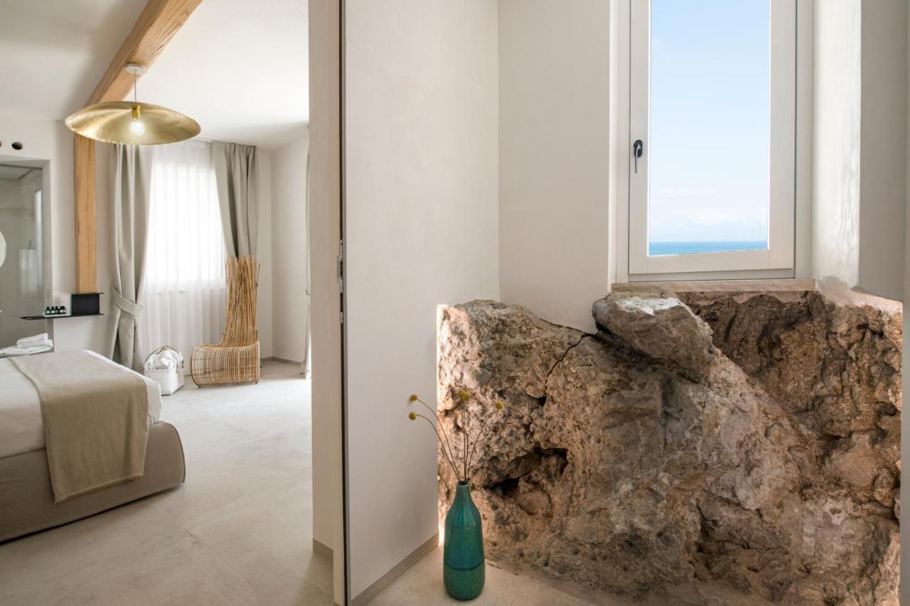 Una Villa - Amalfi Boutique Rooms B&B エクステリア 写真